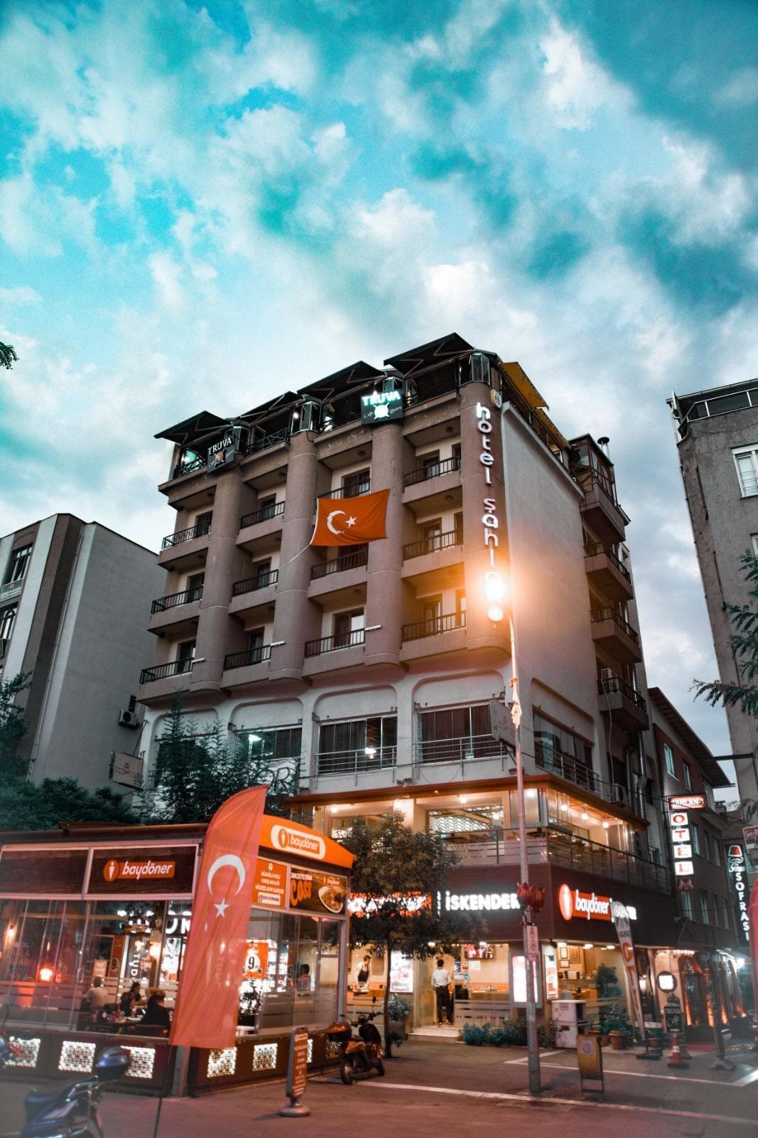 Şahlan Otel Uşak Dış Cephe Görünümü